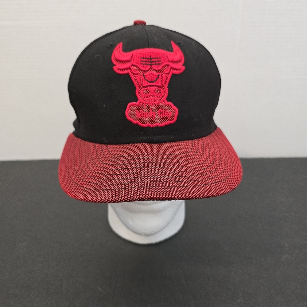 New Era 59Fifty Size 7 1/8 hardwood classics Chicago Bulls Windy City cap